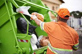 Best Commercial Junk Removal  in Deland, FL